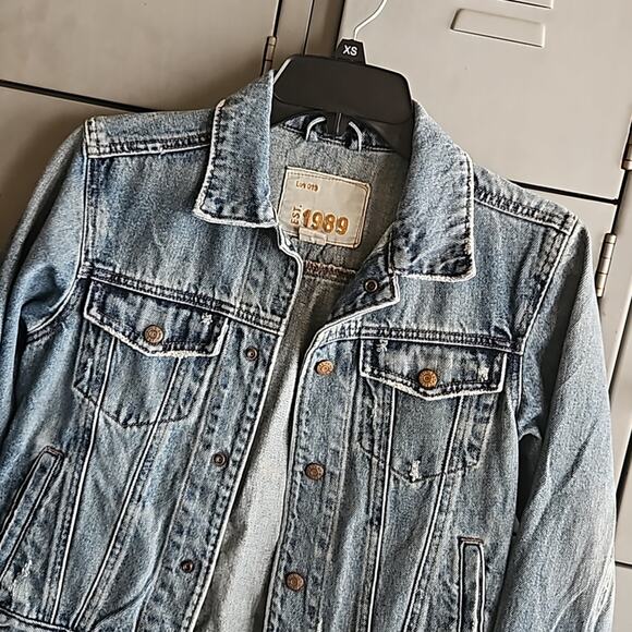 Children's Place blue jean denim jacket size medium - Picture 2 of 8